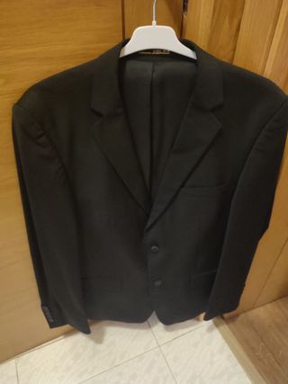 Traje zara