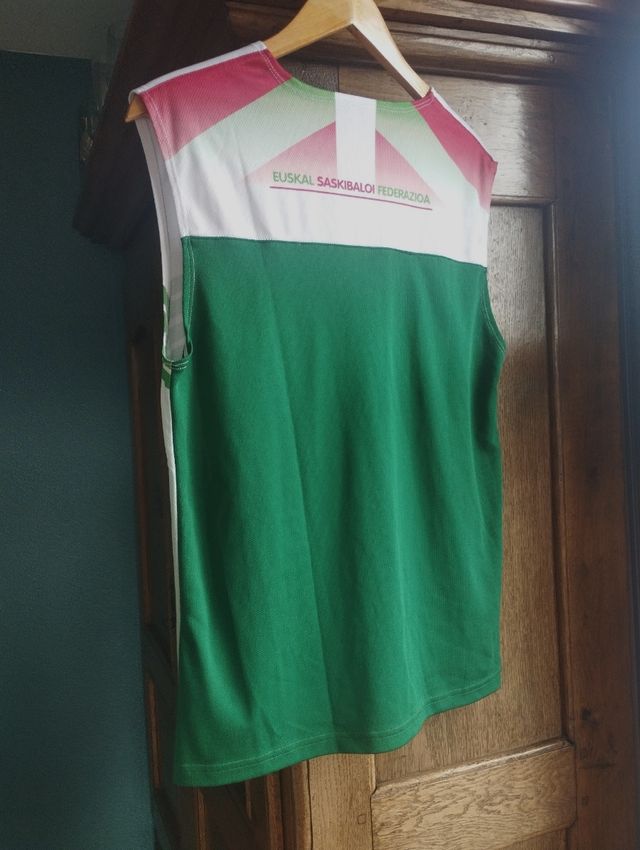 CAMISETA FEDER.VASCA BALONCESTO. T.M AMPLIA