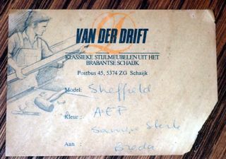 Mesa ovalada de roble macizo con alas abatibles