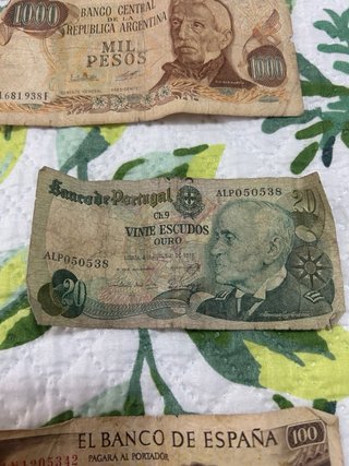 Lote de billetes antiguos se puede hablar precio