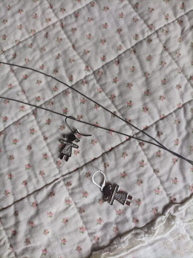 Collana e orecchini in argento