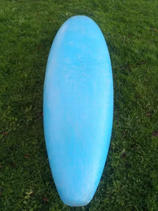 Se vende kayak de aguas bravas Dagger.