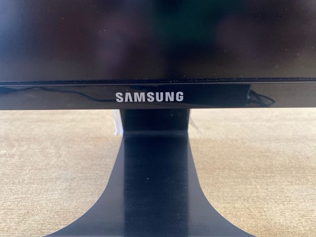 Monitor Samsung 28’