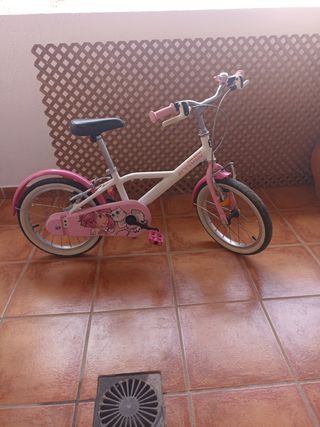 Bicicleta btwin + ruedines