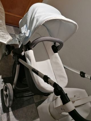 Carro completo bien cuidado precio negociable