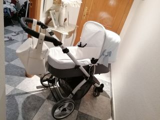 Carro completo bien cuidado precio negociable