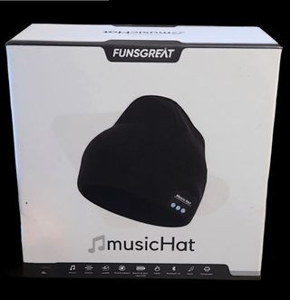 Gorro de invierno con auriculares. NUEVO sin usar.