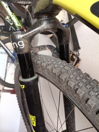 Horquilla rock shox SID WC carbono