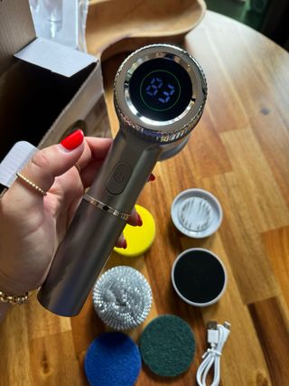 Limpiador eléctrico de mano inalámbrico recargable