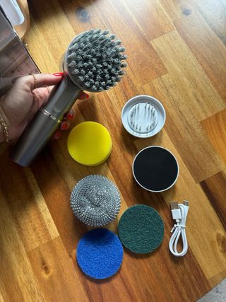 Limpiador eléctrico de mano inalámbrico recargable