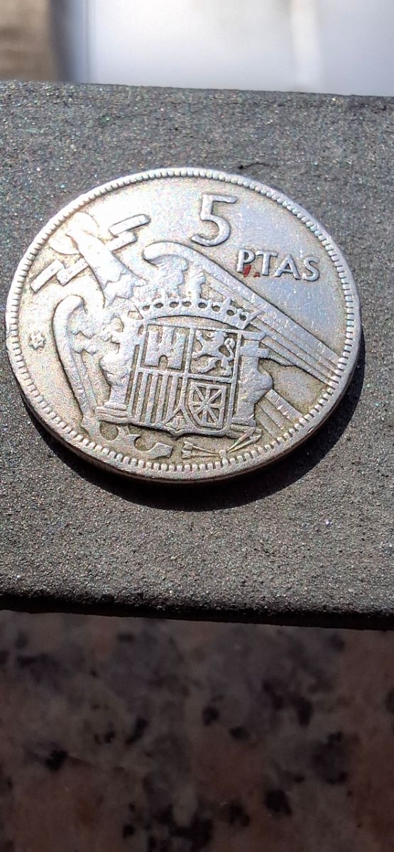5 pesetas