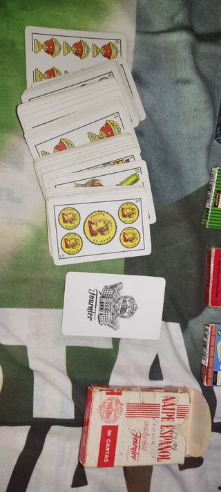 Lote de 5 juegos de cartas
