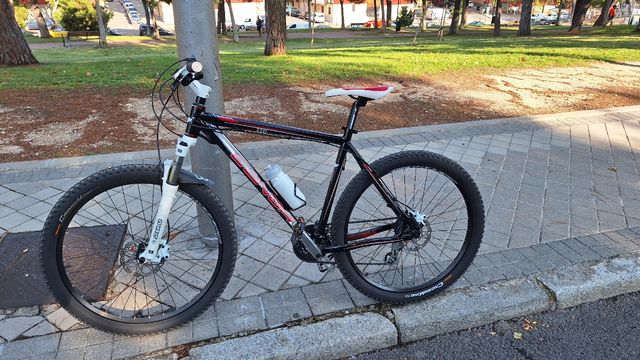 Bicicleta MTB