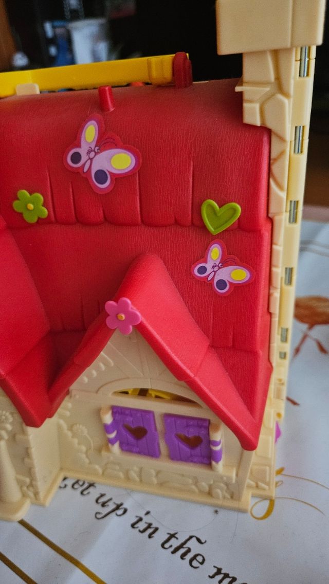 La casa del Pin e Pon Tales