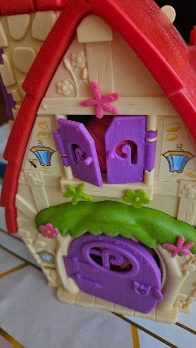 La casa del Pin e Pon Tales