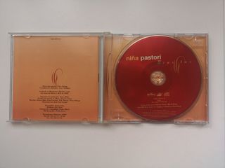 CD original "Eres luz" de niña Pastori.