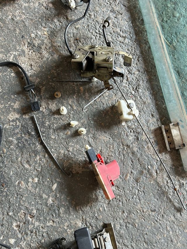 INSTALACION ELECTRICA PUERTA BMW E30 COUPE