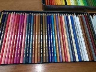 Caran d'ache matite colorate di altissima qualità 