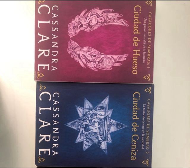 Pack de los 2 primero libros Cazadores de Sombras