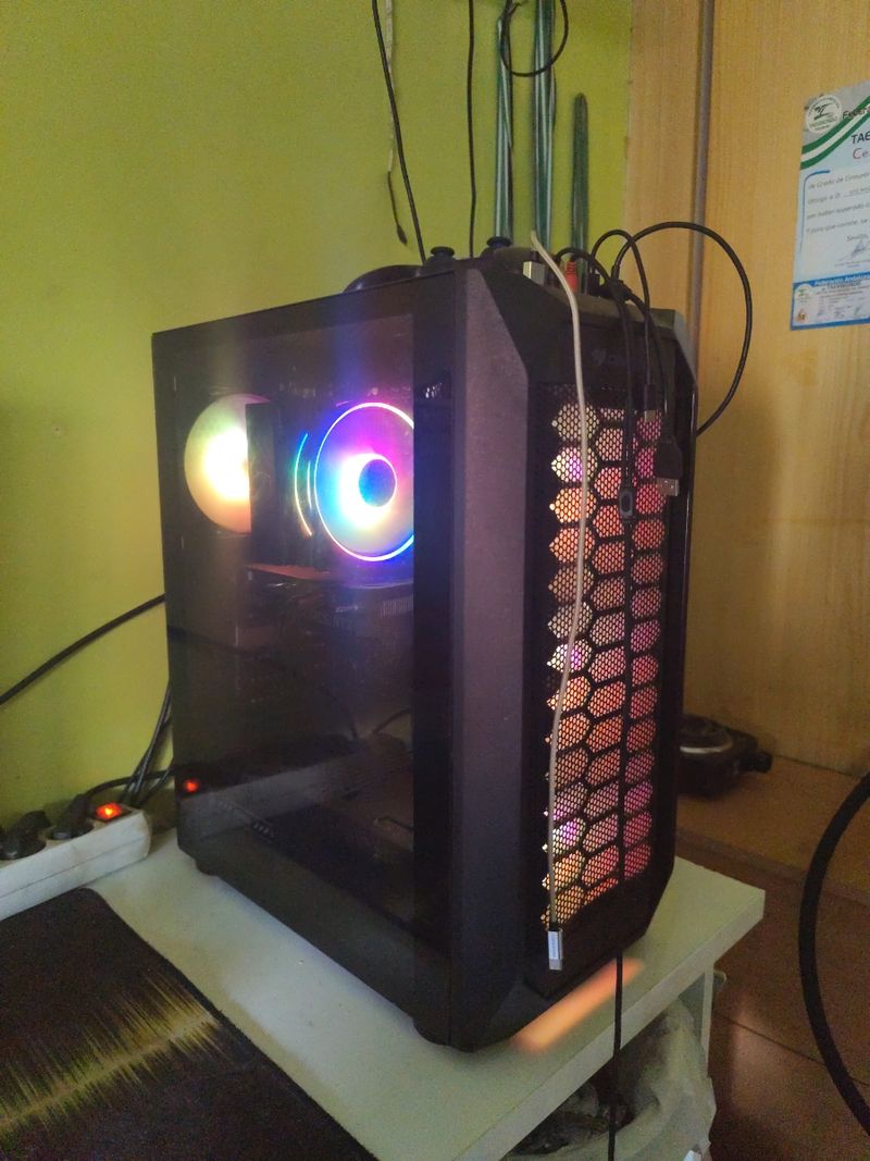 Ordenador gaming RTX afbeelding 4