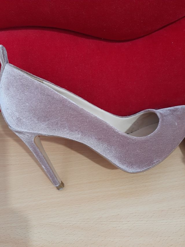 Zapatos tacón velvet bershka