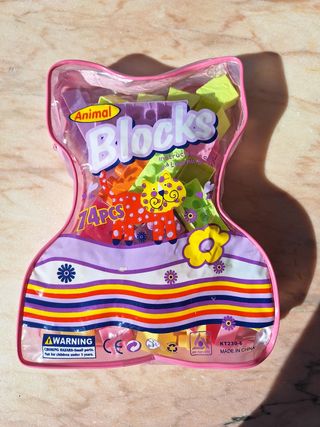 Blocchi costruzioni colorati gioco bambini