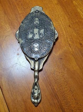 Espejo antiguo de tocador