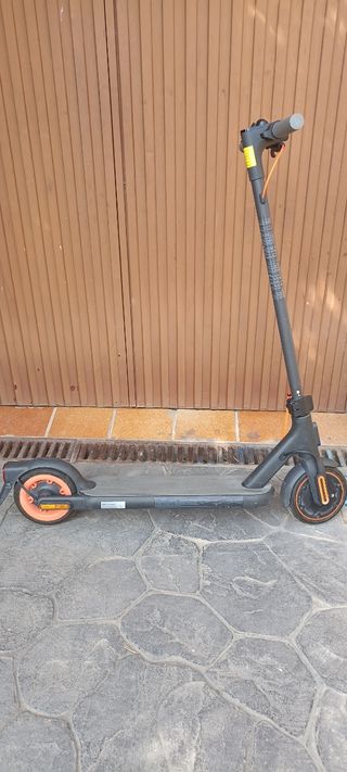Patinete eléctrico Xiaomi 4 Go
