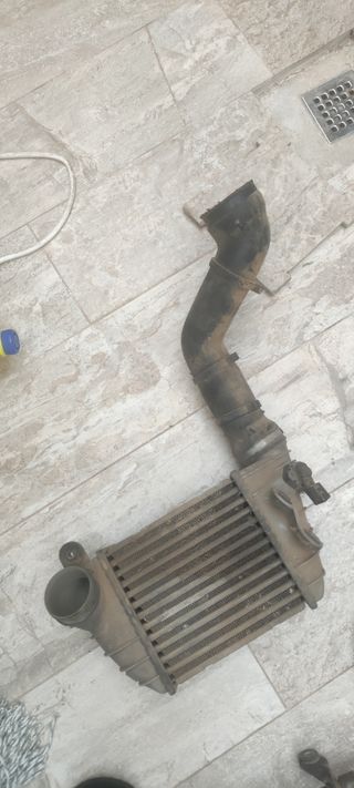 Intercoller Audi TT 8N con tubería