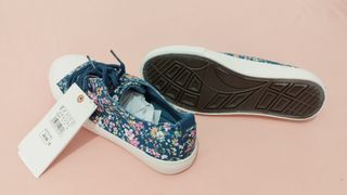 Zapatos Springfield..