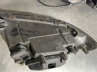 Faro audi a4 b5