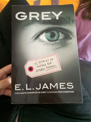 Grey («Cincuenta sombras» contada por Christian Grey 1)