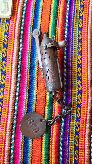 Mechero de trinchera (arte de trinchera)