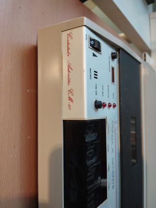 Antiguo contestador automatico