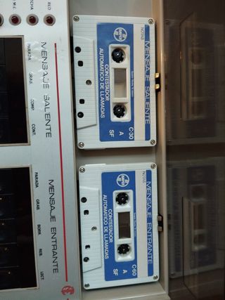 Antiguo contestador automatico