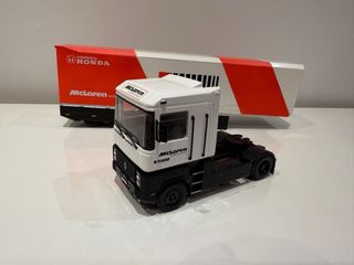 Maqueta camión Renault Scuderia Honda McLaren