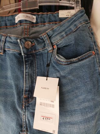 Pantalón vaquero Zara niña