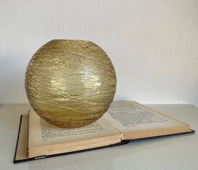 Boccia vetro giallo ocra vintage anni '60