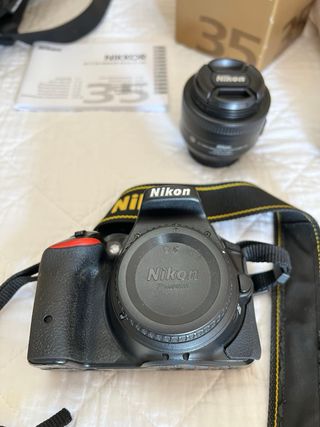 Nikon D5500 + 35mm 1.8DX