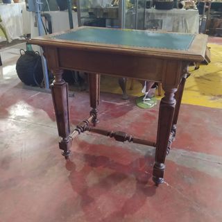 ANTIGÜA MESA DE CAOBA