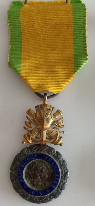 2 medallas de guerra