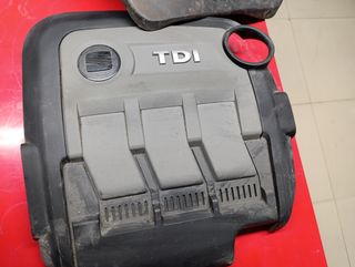 Tapa motor Seat