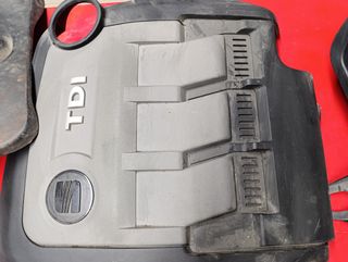 Tapa motor Seat