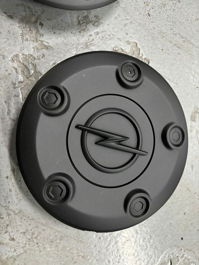 Tapacubos Opel Vivaro