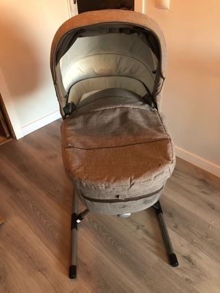 Carrito de bebé + Capazo+ patas INGLESINA!!