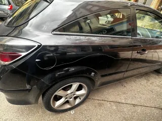 Opel Astra 2005.