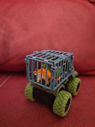 Coche dinosaurio