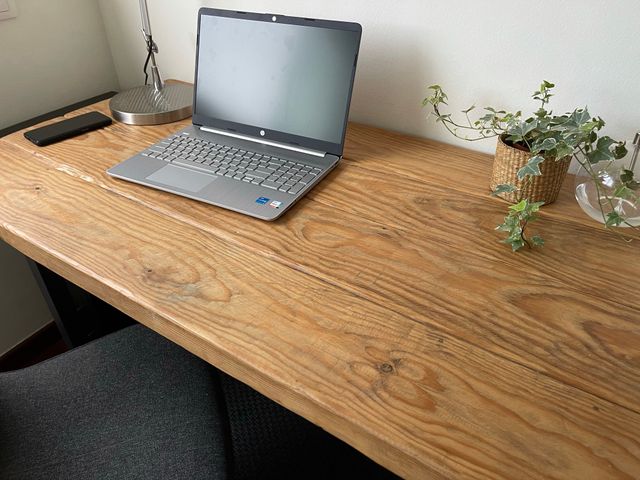 Mesa despacho a medida madera reciclada