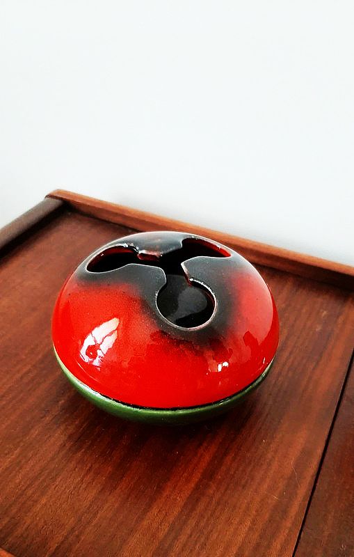 Posacenere vintage rosso e verde