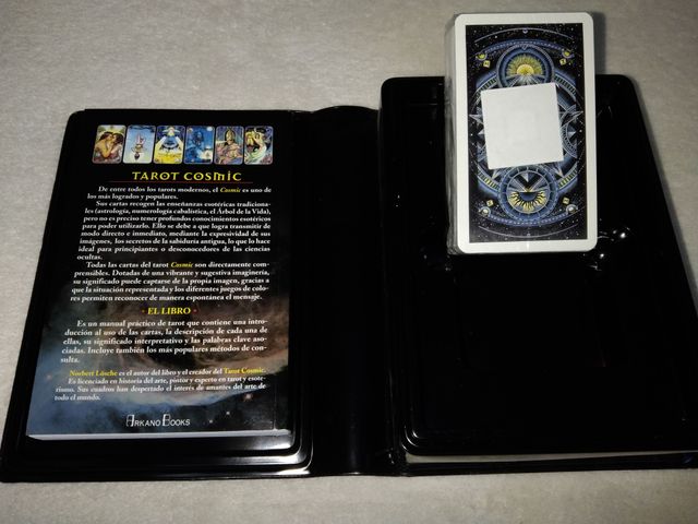 TAROT COSMIC